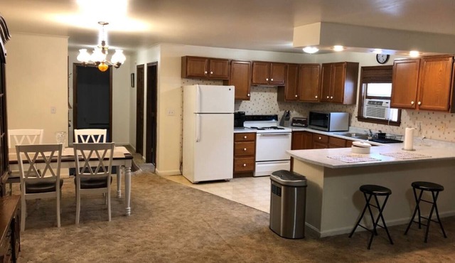 Cozy Farmingdale Apartment