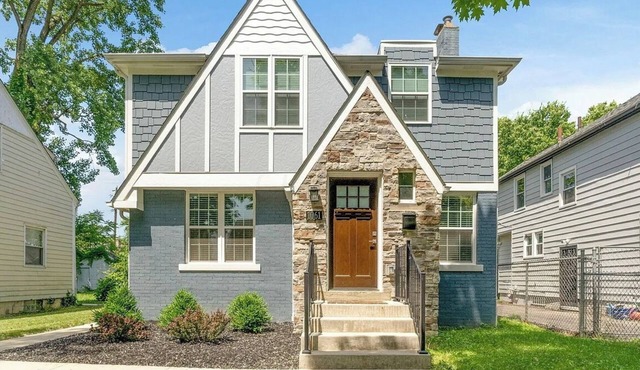 Cozy, Modern Luxe 3-bedroom house in Columbus with WiFi and AC