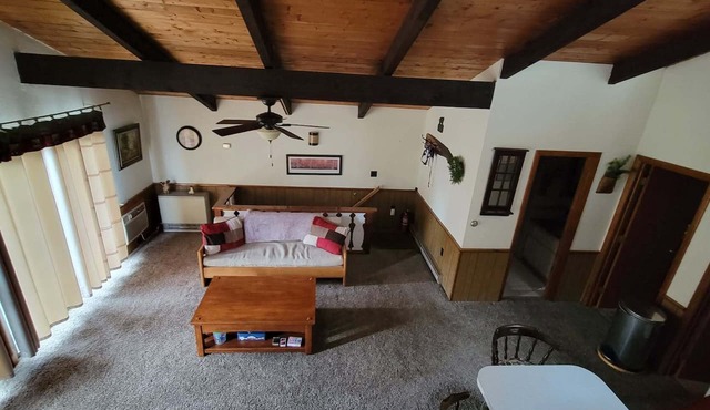 Cozy, mountain getaway with AC in peaceful Bartlett