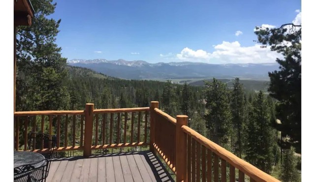 Cozy mountain retreat near Winter Park Ski Resort and much more!