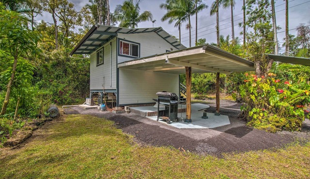 Cozy Pahoa Hideaway Near Black-Sand Beaches!
