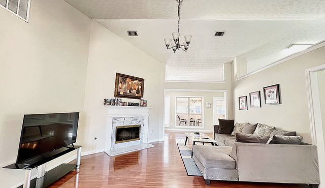 Cozy & Spacious 4 BR/3 Bath Sweet Home in Duluth