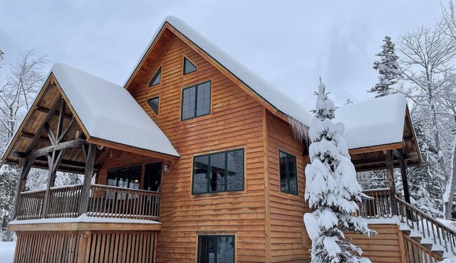 Cozy Sugarloaf Getaway