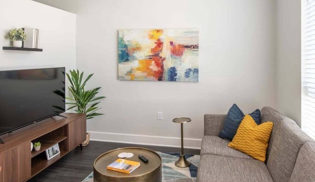 Cozysuites l Gorgeous 1BR in Downtown Cincinnati