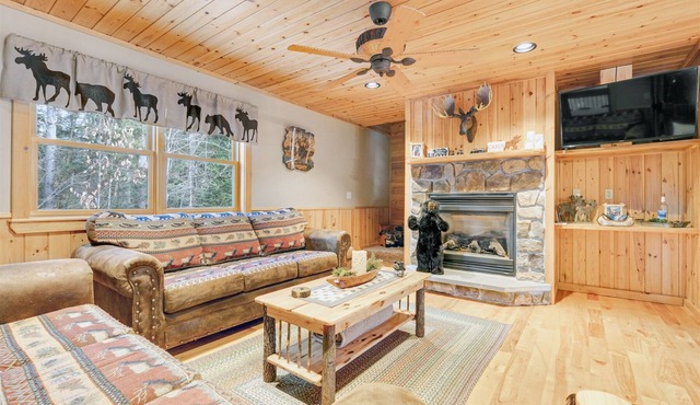 Deer Run | 3 Bed, 2 Bath
