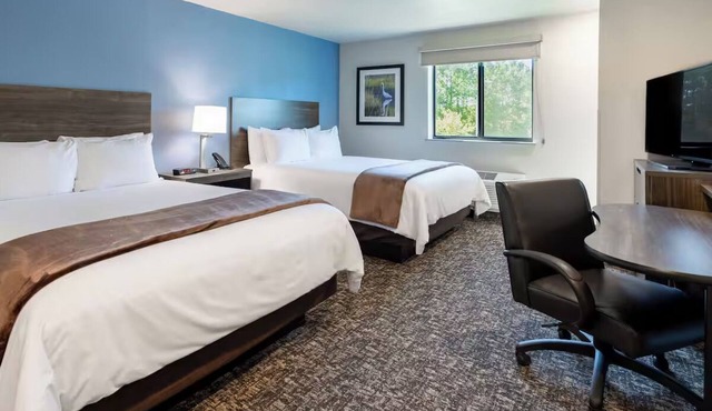 Double the Fun! 2 Stays w/2 Queen Beds – Perfect for Families & Groups