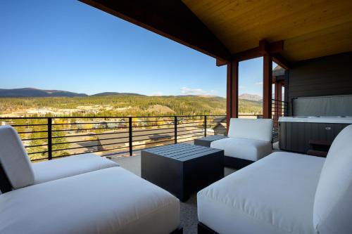 Downtown WP Villa 155 I Private Hot Tub I Great Views I Activity Program