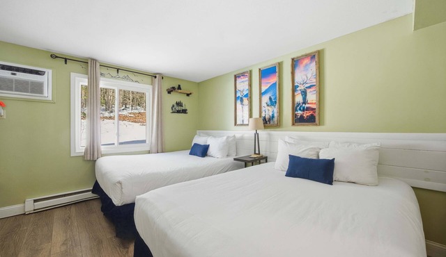 Eastern Inn Deer Meadow Suite for 4