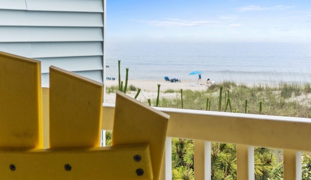 Enjoy Sunset Views at Cozy Oceanfront Condo + Pool on Ocean Isle Beach, NC