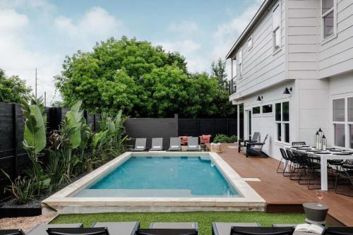 Expansive Luxury Escape with Private Pool