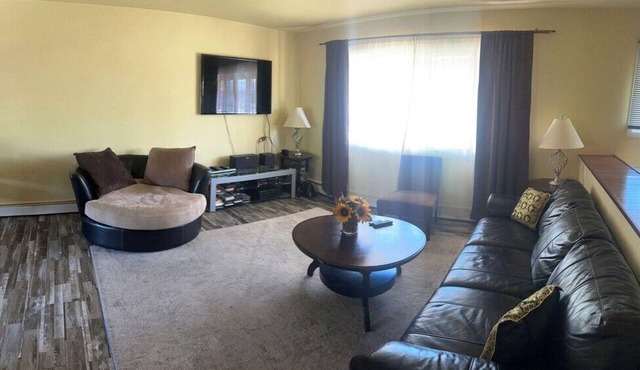 Forget Me Not Home by Airport, upstairs unit of a 2 floor house