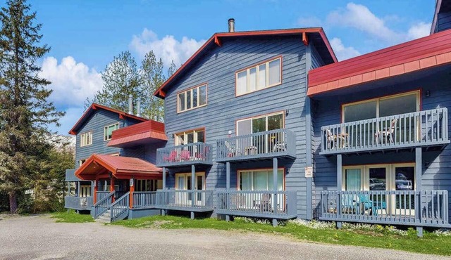 Girdwood Lodge | Studio Basecamp | Sauna
