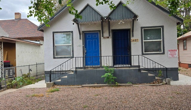 Gorgeous 1-bedroom townhome in friendly Pueblo neighborhood