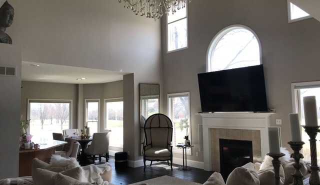 Gorgeous Golf Course Home w/panoramic views and pool