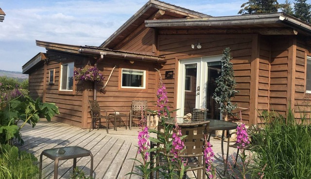 Green Timbers Lodge (Redwood Cabin)