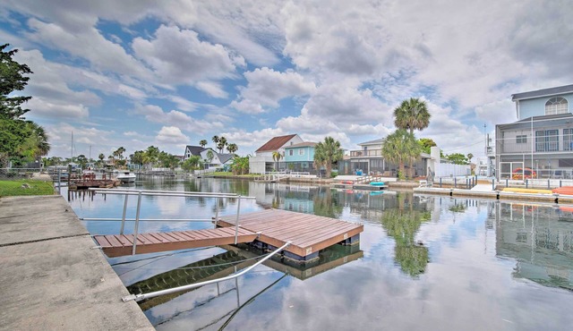 Hernando Beach Home w/Pool & Canal Access!