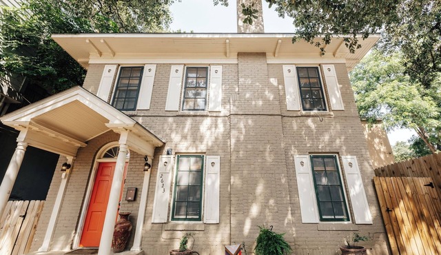 Historic 4BR Victorian Family Retreat ❤️FreeParking Near UT & Downtown