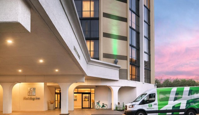 Holiday Inn Austin -Town Lake by IHG
