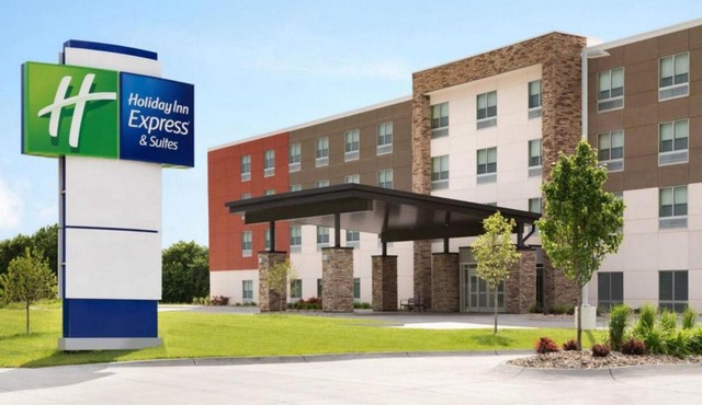 Holiday Inn Express & Suites - Austin - Manor by IHG