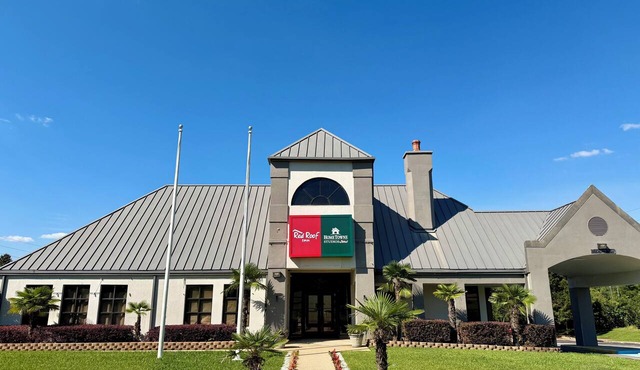 HomeTowne Studios by Red Roof Birmingham - Highway 280