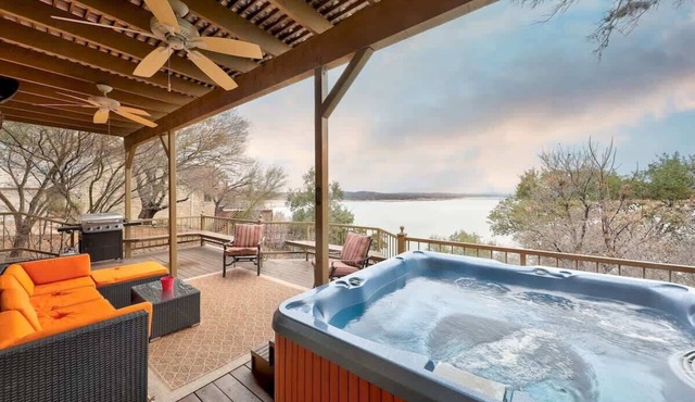 Hot Tub, BBQ Grill, Views | Lake Travis Retreat
