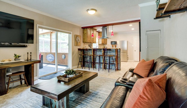 Hot Tub + Outdoor Kitchen: Stylish Home in Bryan