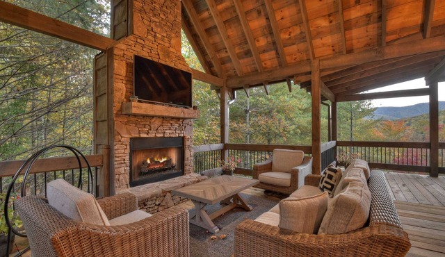 Hunter's Treehouse | $379 Off Your Stay!