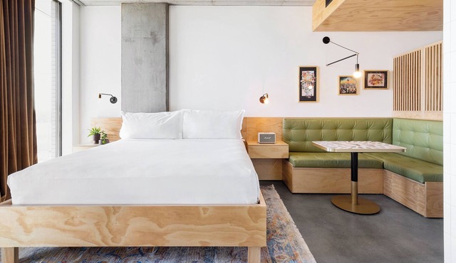 Indulge in Home-Like Comfort! Dog-friendly, City View, Near Texas Music Museum