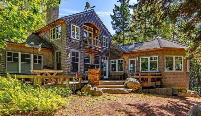 Inner Harbor Retreat - Large, Private Estate