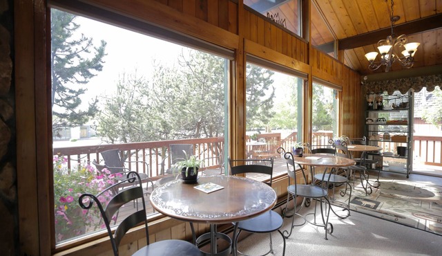 Jewel Lake Bed and Breakfast