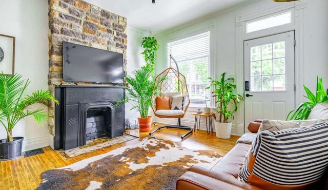 Jungle Fever by Jungle House Walk to High Street Near Convention Center OSU & Nationwide Arena Downtown & Short North 5 800 Reviews Private Parking