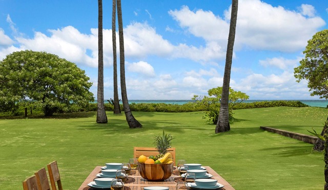 Kailua Kai/Beach Front Licensed Rental #1990/NUC-1780