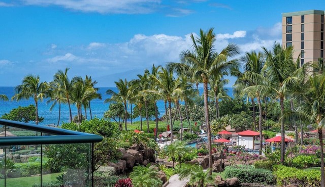 KBM Resorts | FREE CAR | Honua Kai Hokulani | Ocean view | 1-Bedroom Condo, Stunning Sunsets! HKH-344