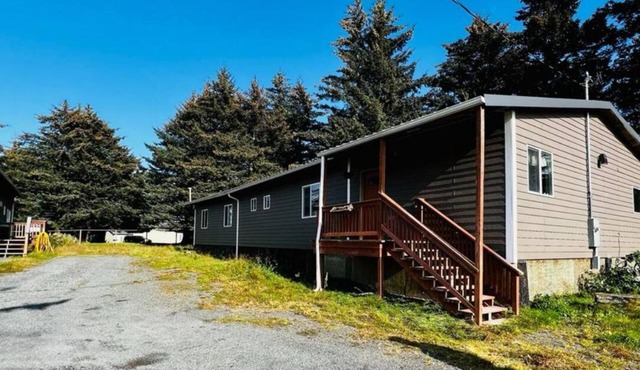 Kodiak Fishing-Hunting Lodge offers wilderness within driving distance to city