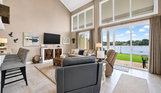 Lakeside Haven