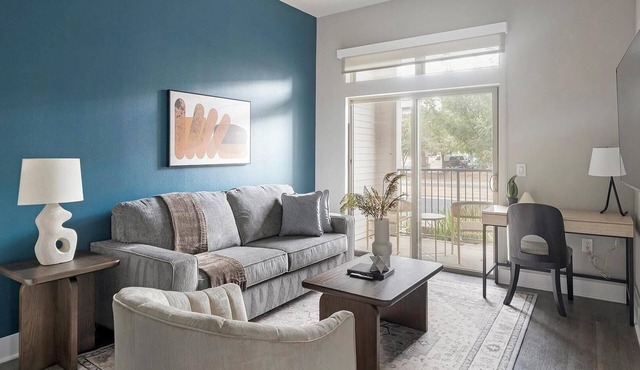 Landing | Beautiful 1BD, Pool, Courtyard