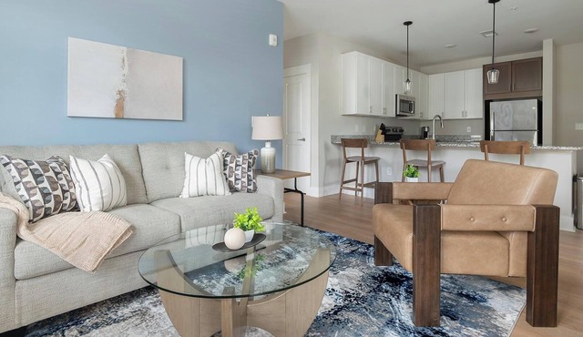 Landing | Beautiful 2BD, Clubhouse, Yoga Studio