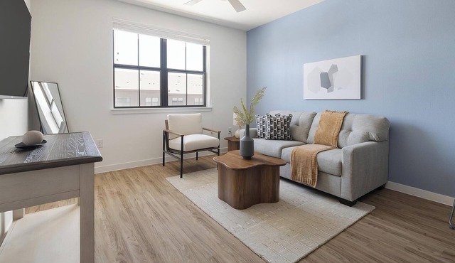 Landing | Chic 1BD, Gym, Clubhouse