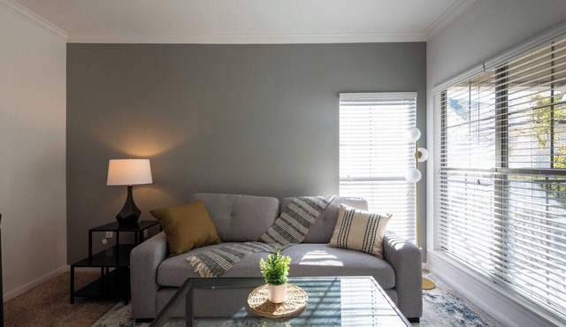 Landing | Incredible 1BD, Gym, Courtyard
