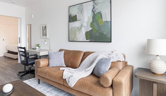 Landing | Modern 1BD, Gym