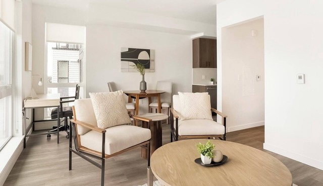 Landing | Modern 1BD, Gym