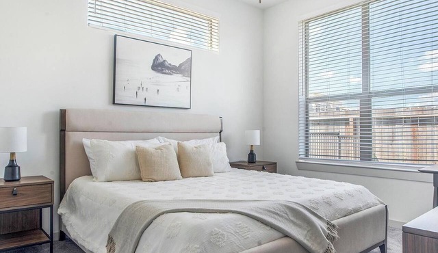 Landing | Modern 1BD, Yoga Studio, Gym
