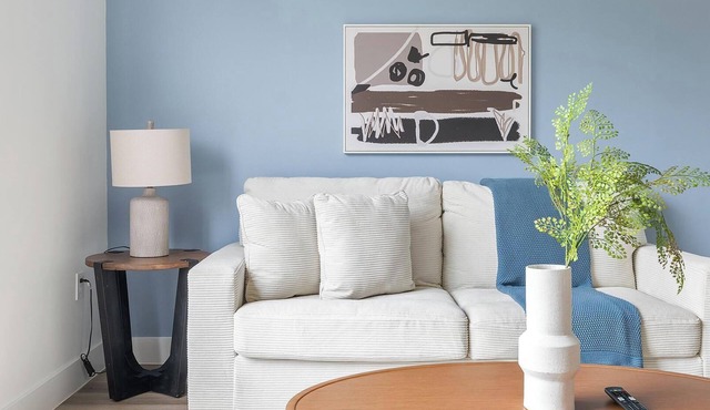 Landing | Spectacular 1BD, Gym