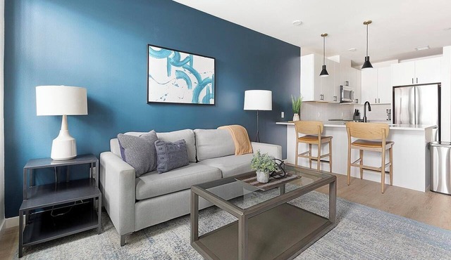 Landing | Stylish 1BD, Rooftop Lounge, Gym