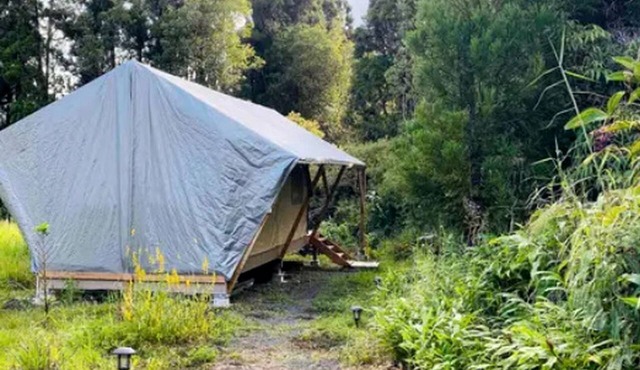 Luxurious Tent for a Romantic Getaway in Mountain View Village, Hawaii