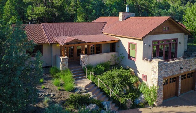 Luxury Home on 3 acres w/Awesome Views - 10 Miles North of Downtown Dgo - AC