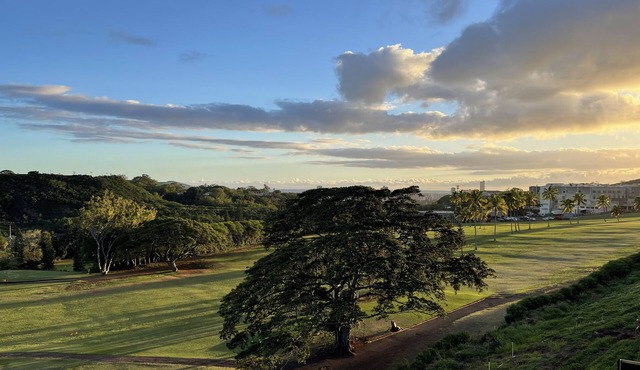LUXURY LIVING NEAR PEARL HARBOR/CAMP SMITH, HOME "G", GOLF COURSE VIEWS, AC/EVSE
