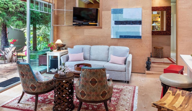 Luxury Suite 1 Mile from Volcanoes National Park