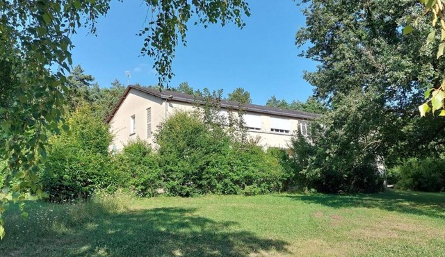Maison familiale près du Zoo et du circuit in Bazouges-sur-le-Loir