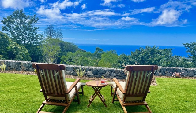 Mango Sunset Bed and Breakfast